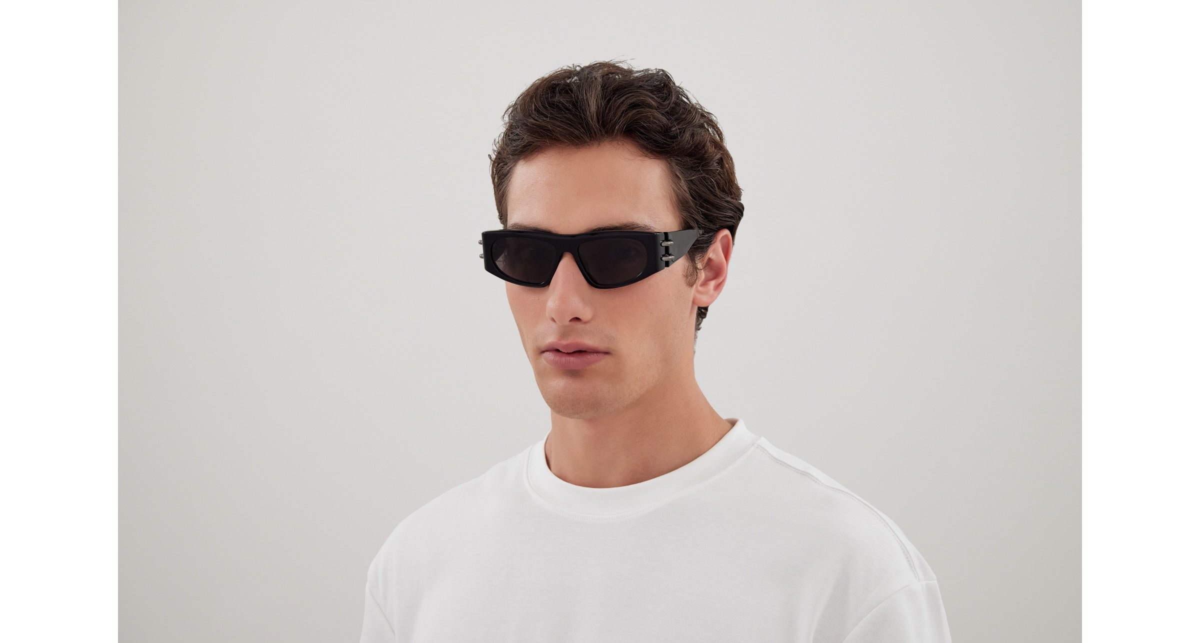 AM0471S 001 Occhiali da sole Alexander McQueen 4