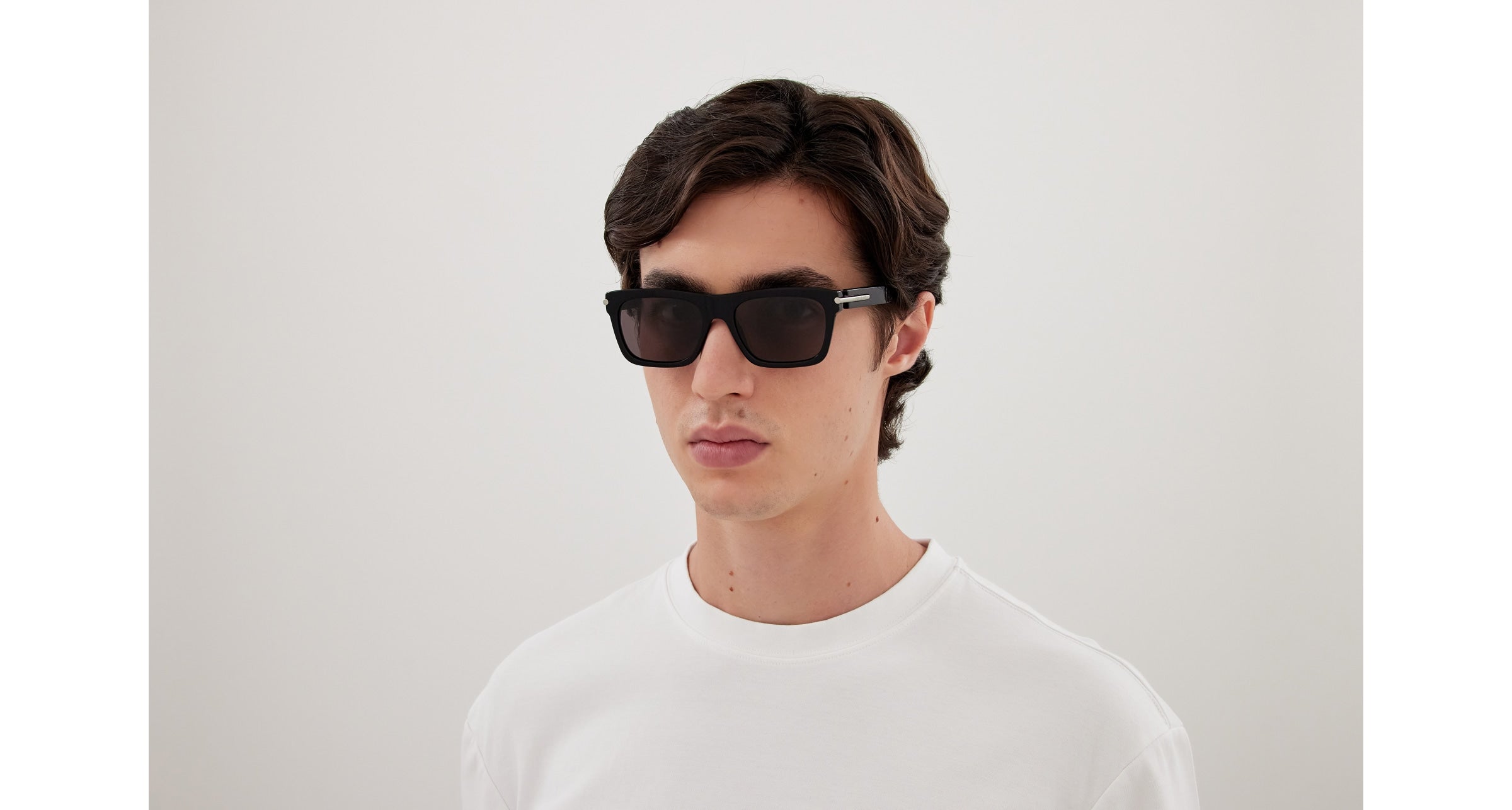 AM0495S 001 Occhiali da sole Alexander McQueen 4