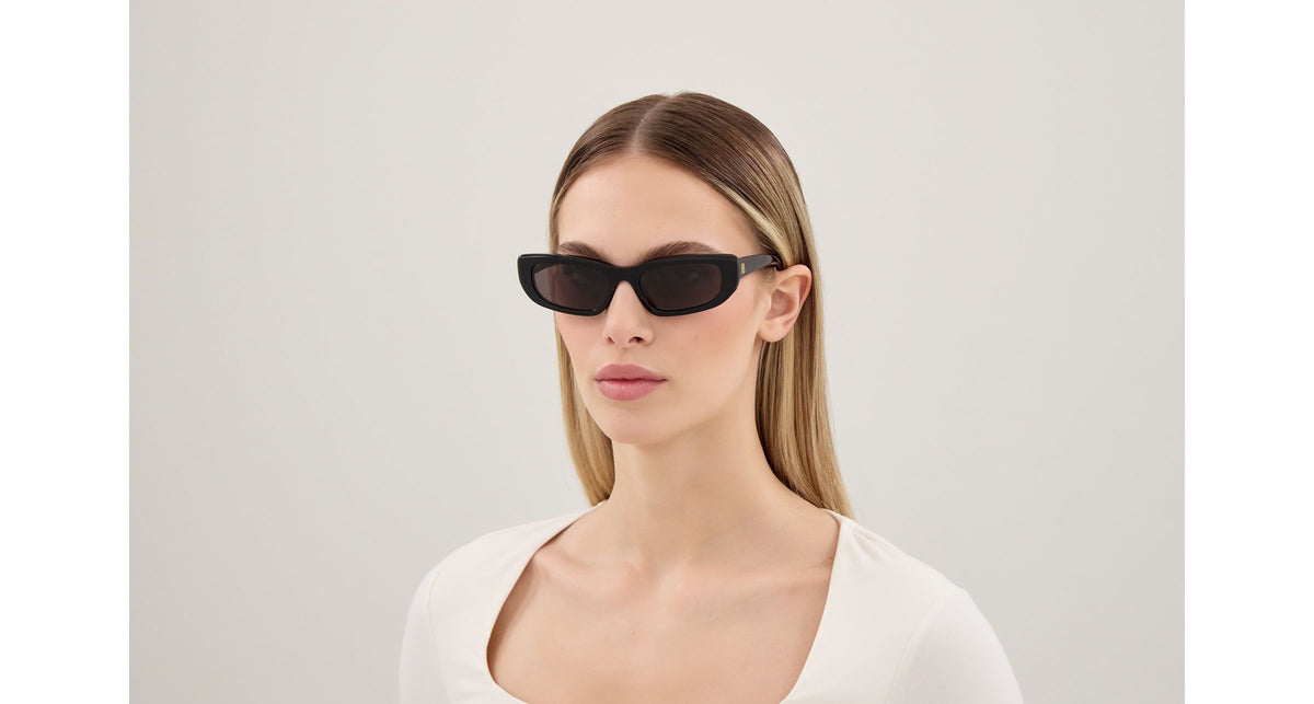 Balenciaga BB0516S 001