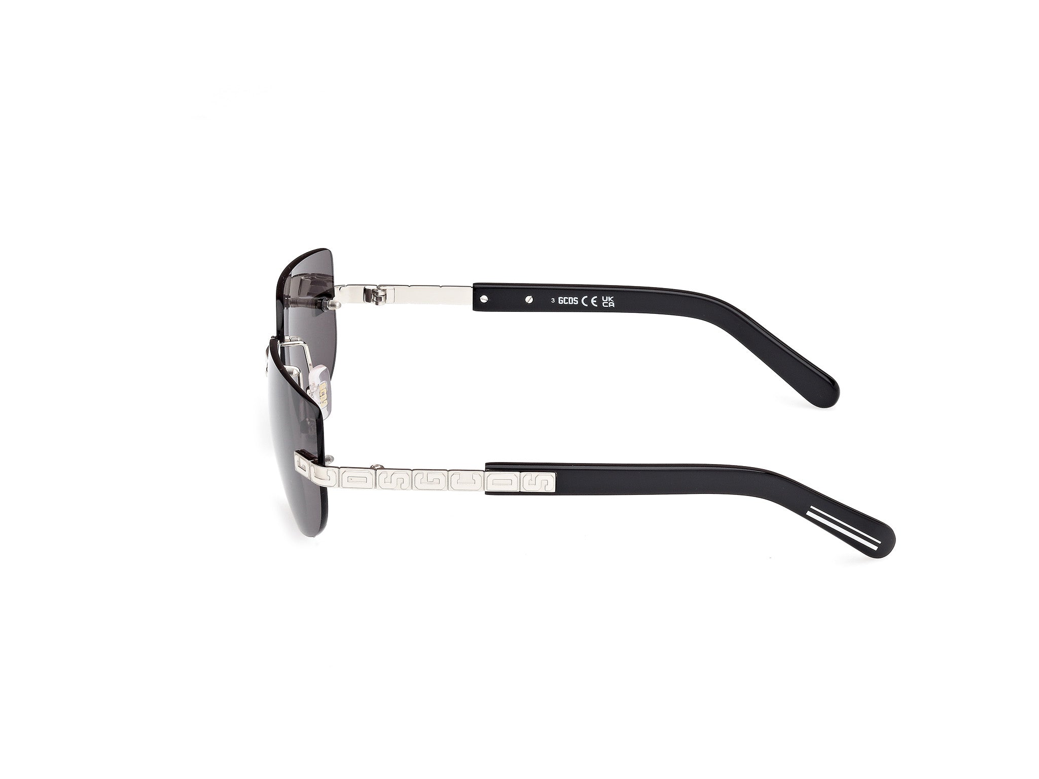 GD0052 16A Occhiali da sole GCDS 3