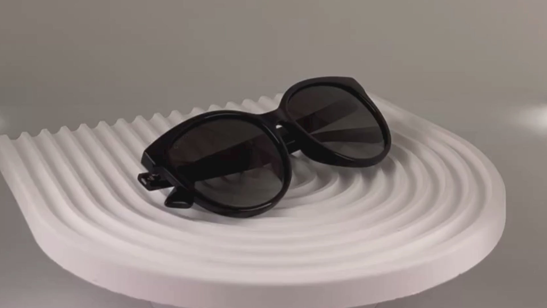 GG0636SK 001 Occhiali da sole Gucci 4