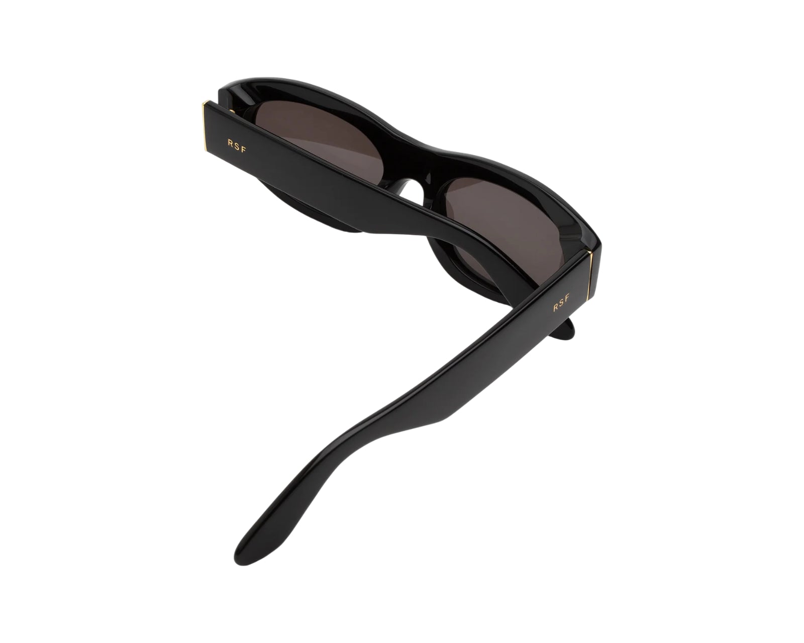 3Q2 CINEMA BLACK