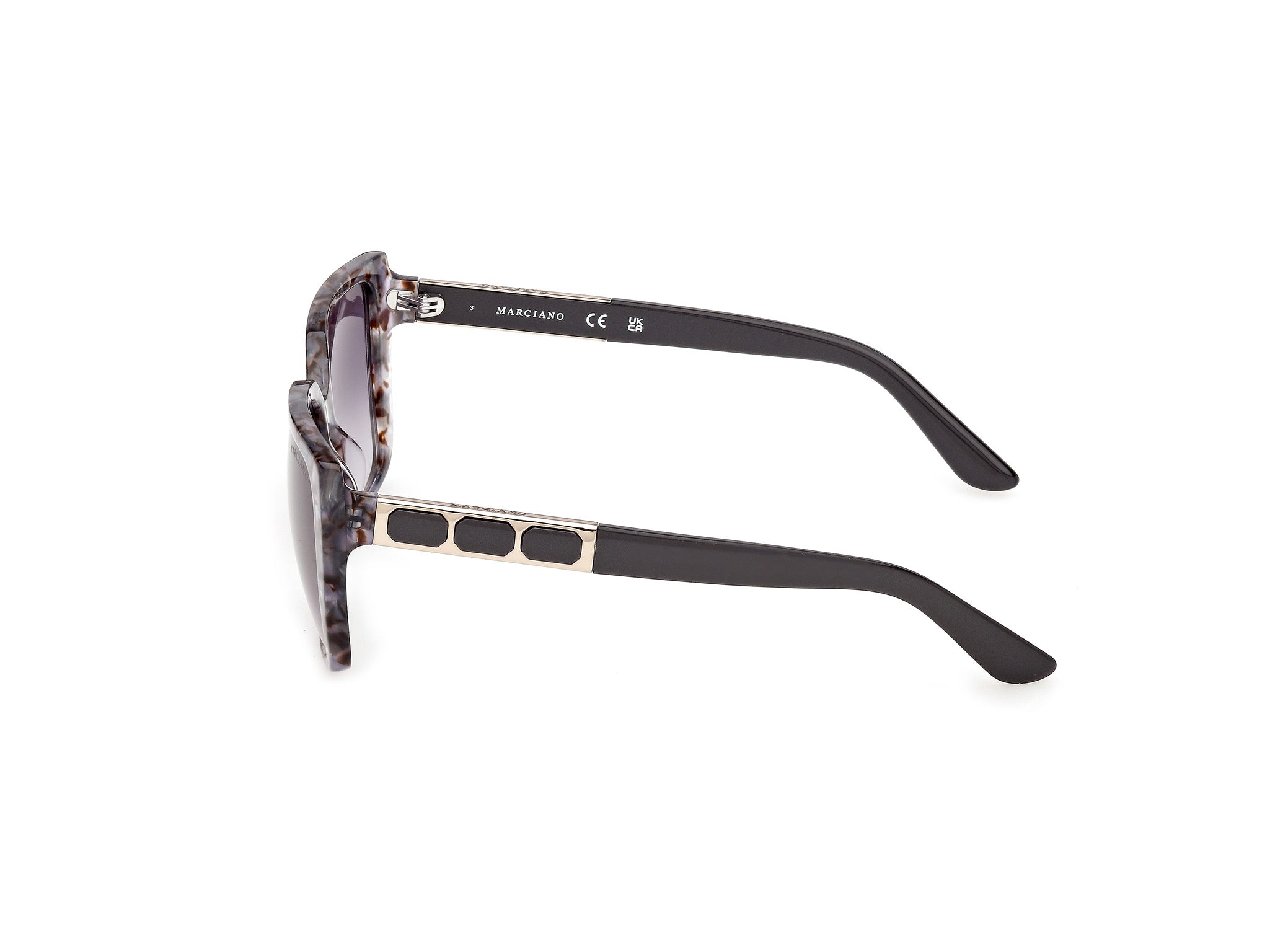 Guess tekijä: Marciano GM00035 20B